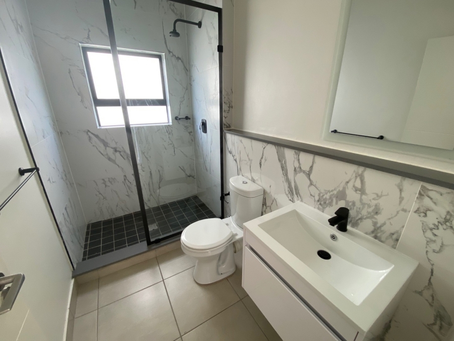 To Let 1 Bedroom Property for Rent in Sandown Western Cape